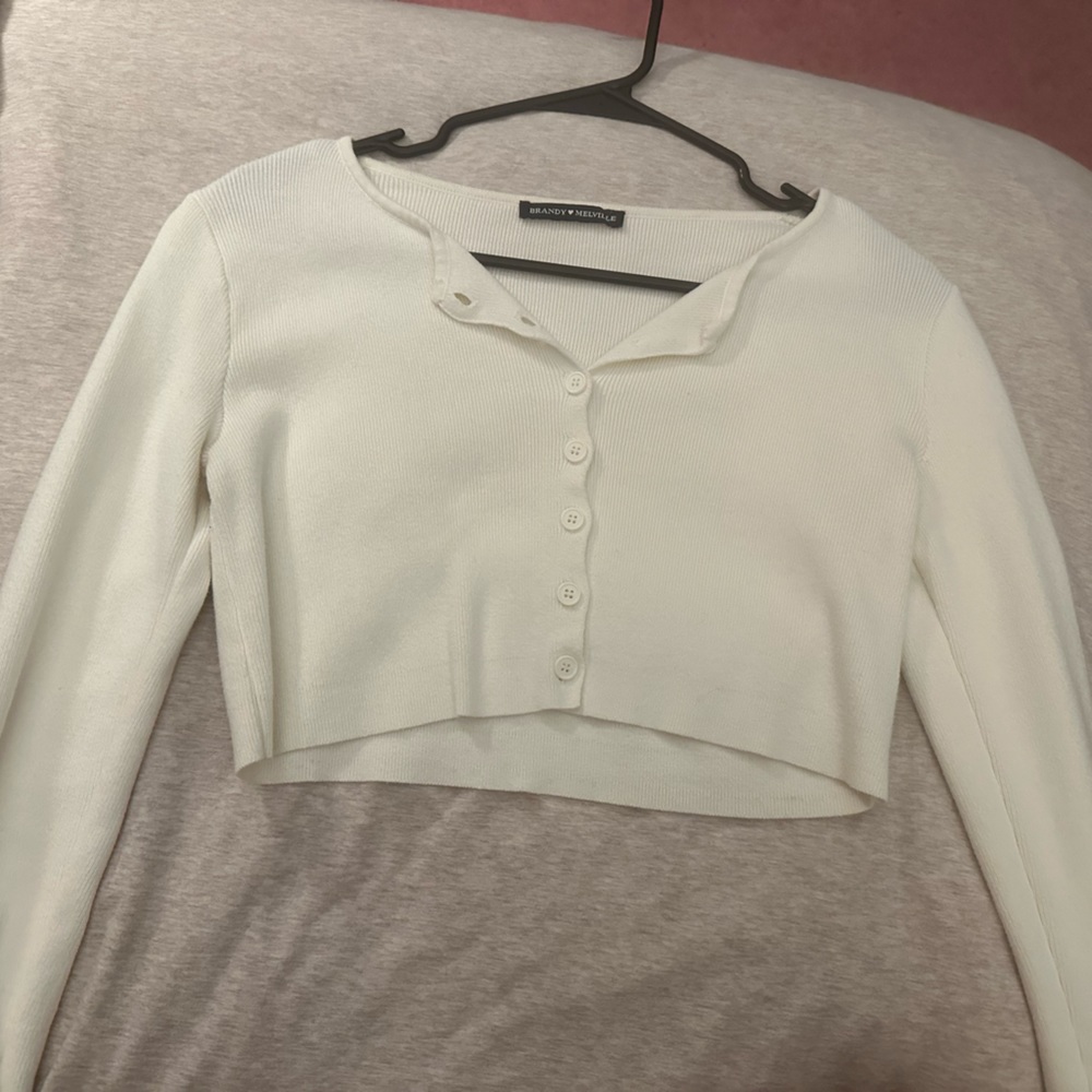 Brandy Melville cropped sweater